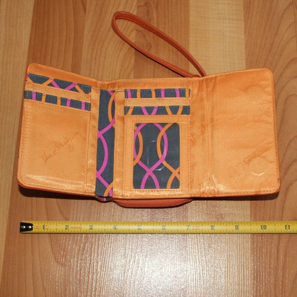 Vera Bradley Fabric Zip around Wristlet Wallet - Picture 5 of 8